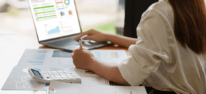 The Advantages of Outsourced Payroll Services - banner