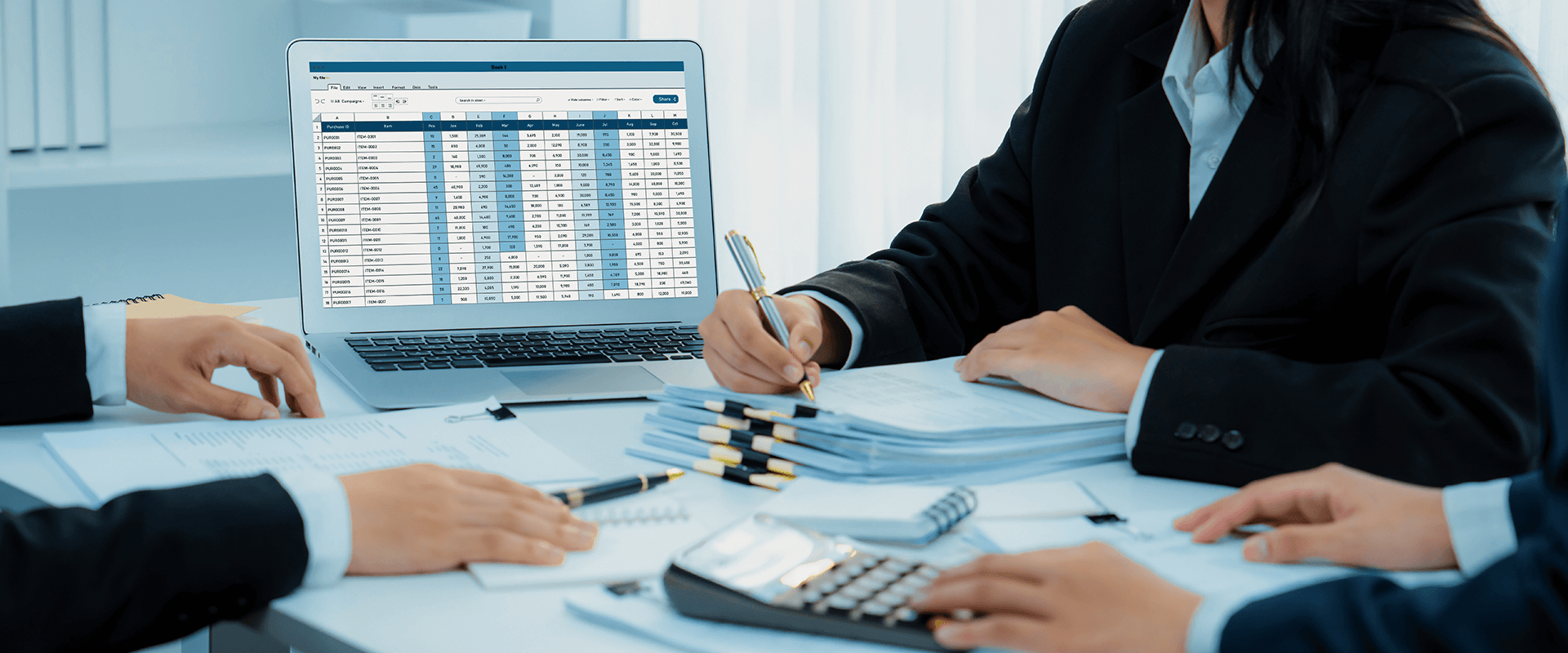 Signs That Your Business Needs Outsource Bookkeeping Services 
